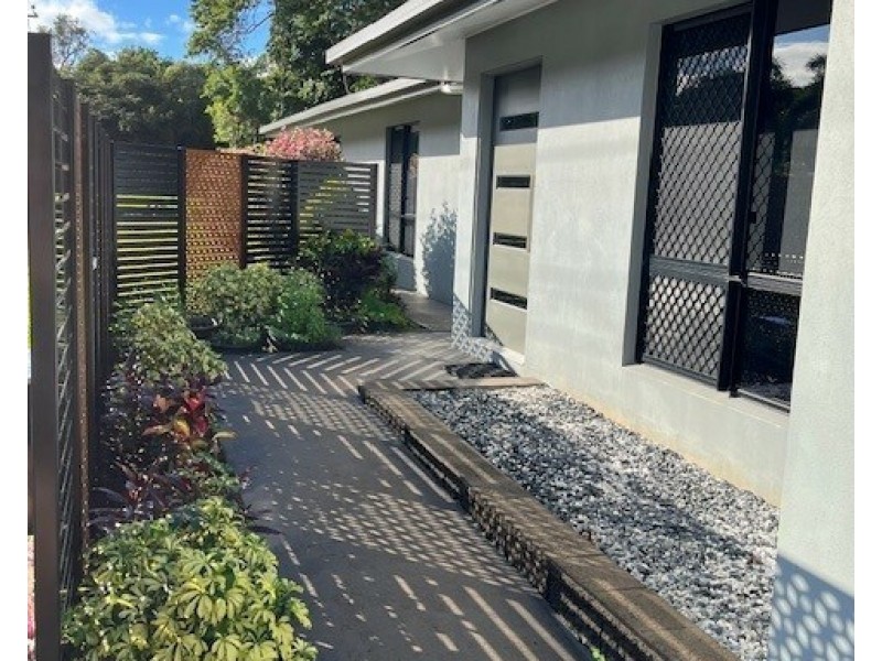 34 Conch St, Mission Beach QLD 4852