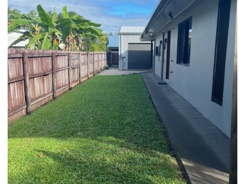 34 Conch St, Mission Beach QLD 4852
