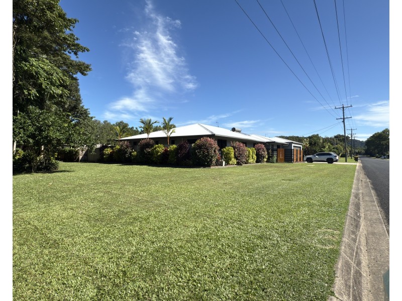 34 Conch St, Mission Beach QLD 4852