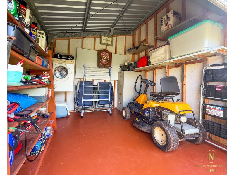 18 Kent Cl, Mission Beach QLD 4852