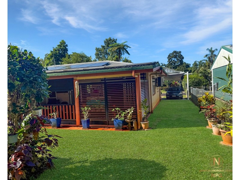18 Kent Cl, Mission Beach QLD 4852