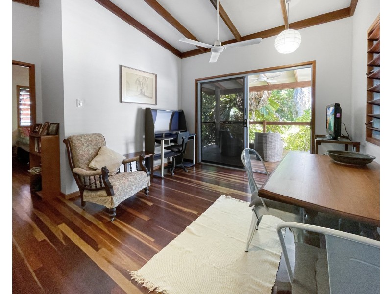 24 Wongaling Beach Rd, Wongaling Beach QLD 4852