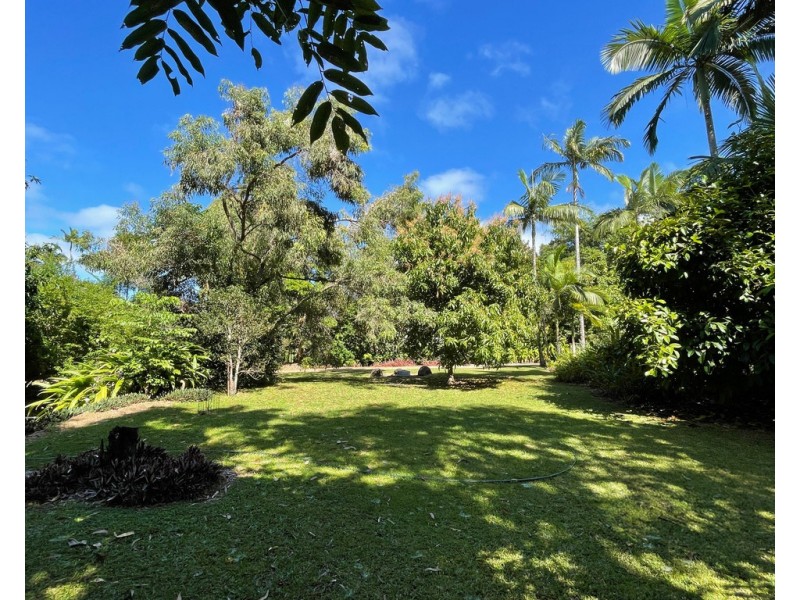 24 Wongaling Beach Rd, Wongaling Beach QLD 4852