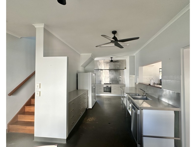 165 Reid Rd, Wongaling Beach QLD 4852