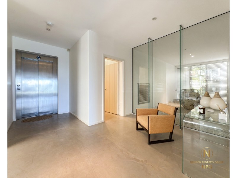 Unit 4/2 Coonanglebah Cl, Mission Beach QLD 4852