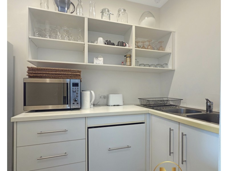 Unit 4/2 Coonanglebah Cl, Mission Beach QLD 4852