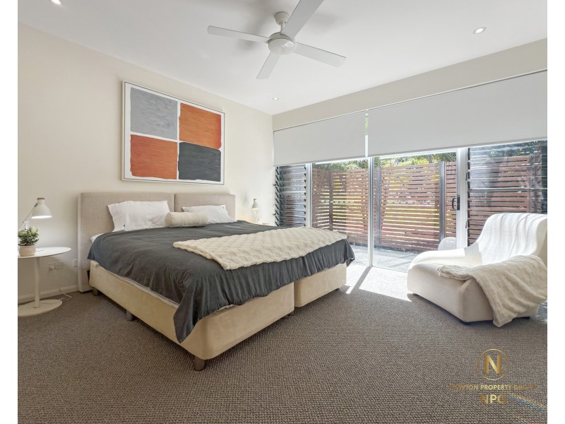 Unit 4/2 Coonanglebah Cl, Mission Beach QLD 4852