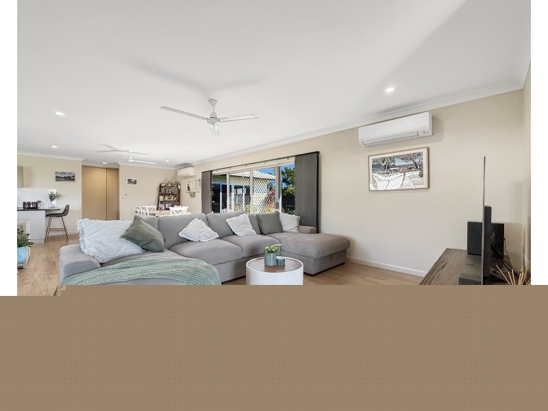 54 Midshipman St, South Mission Beach QLD 4852