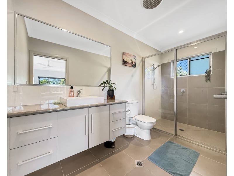 54 Midshipman St, South Mission Beach QLD 4852