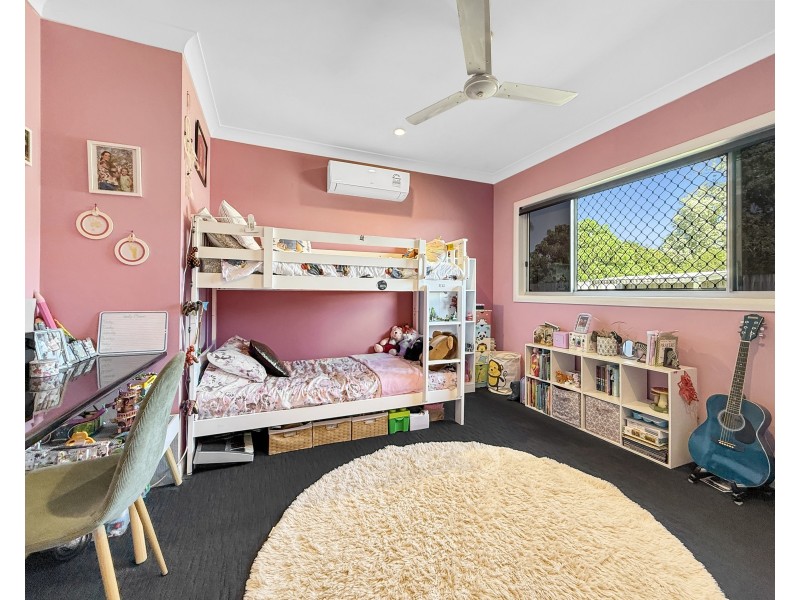 54 Midshipman St, South Mission Beach QLD 4852