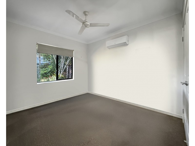 35 Holland St, Wongaling Beach QLD 4852