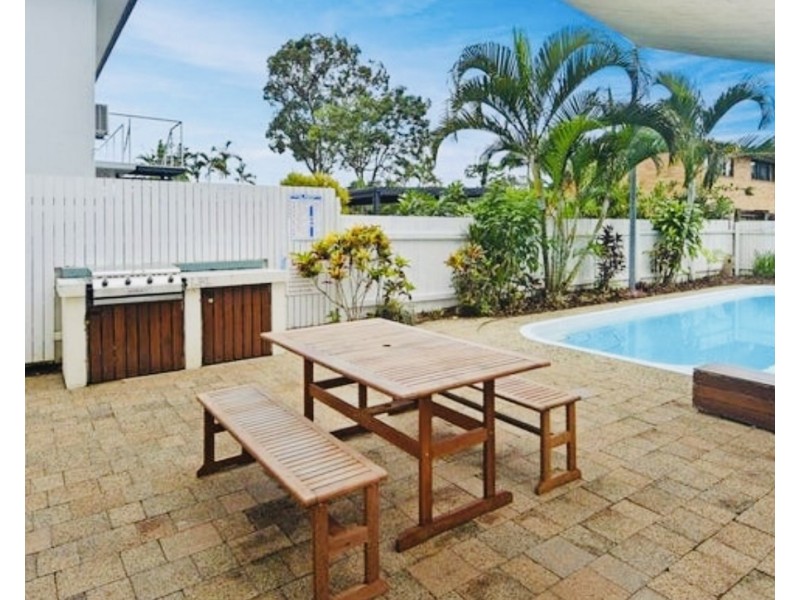 Unit 1/157 Reid Rd, Wongaling Beach QLD 4852