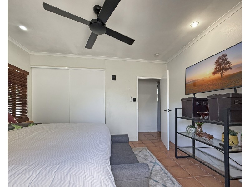 4 Dunkalli Cres, Wongaling Beach QLD 4852