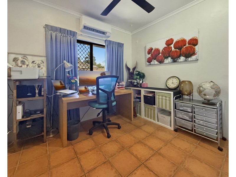 4 Dunkalli Cres, Wongaling Beach QLD 4852