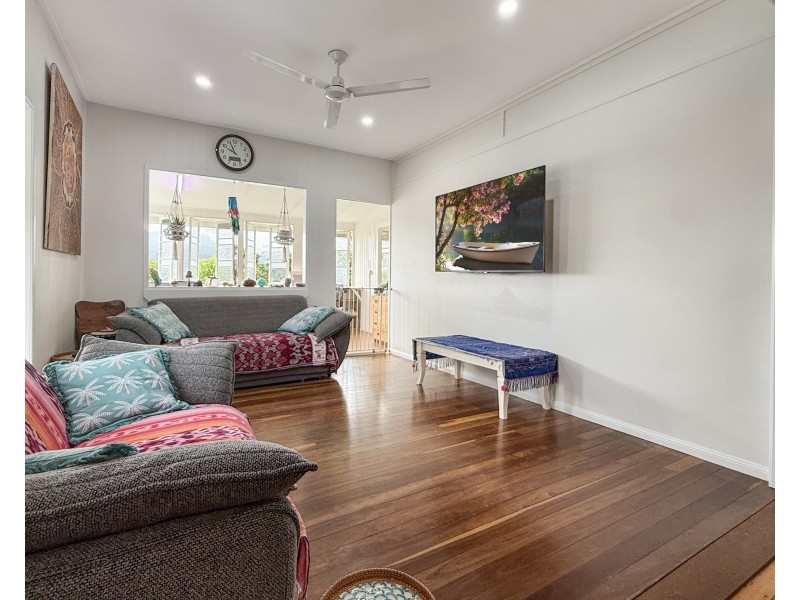 26 Mcquillen St, Tully QLD 4854
