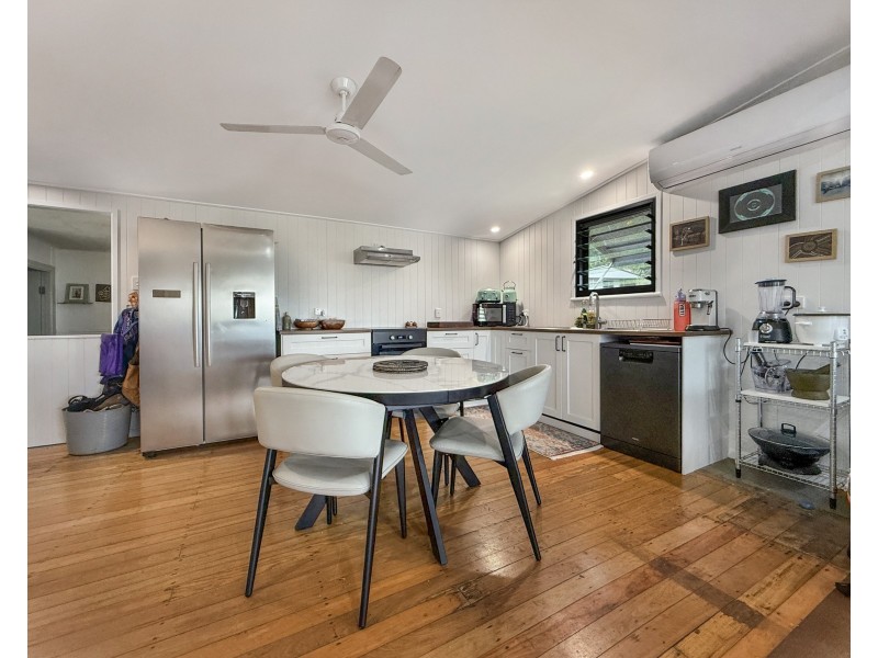 26 Mcquillen St, Tully QLD 4854
