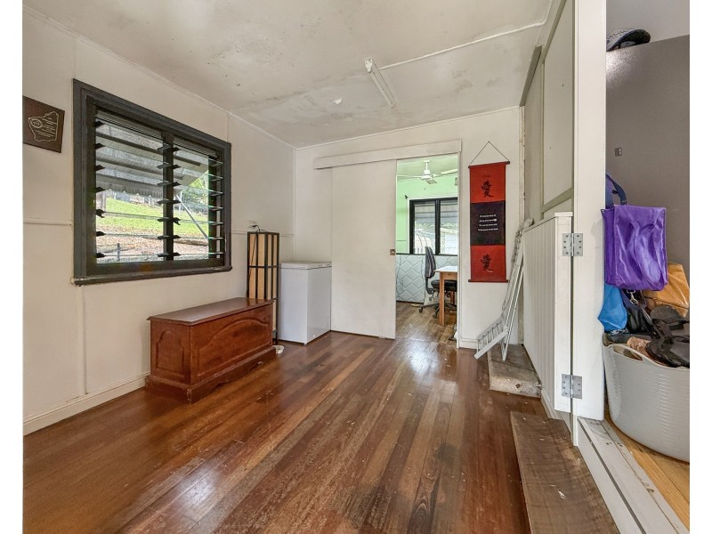 26 Mcquillen St, Tully QLD 4854