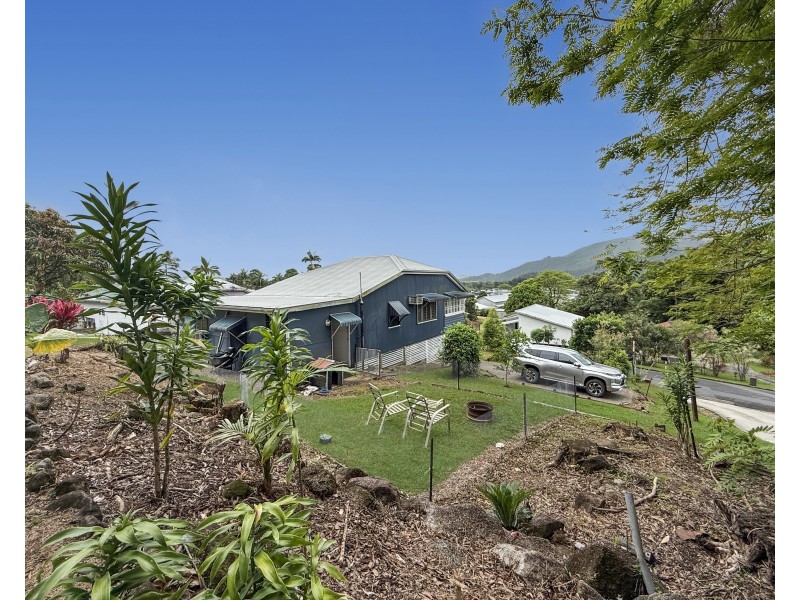 26 Mcquillen St, Tully QLD 4854