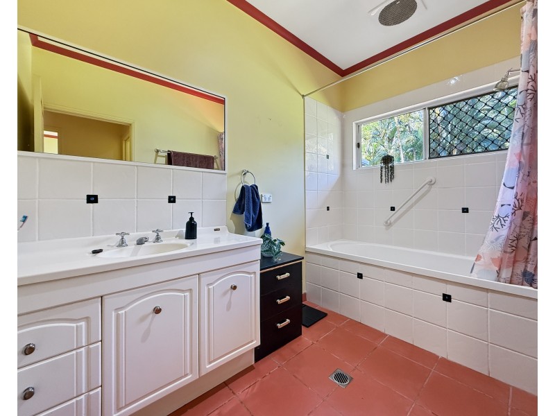 52 Kode Rd, Carmoo QLD 4852