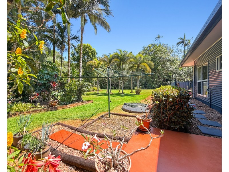 52 Kode Rd, Carmoo QLD 4852