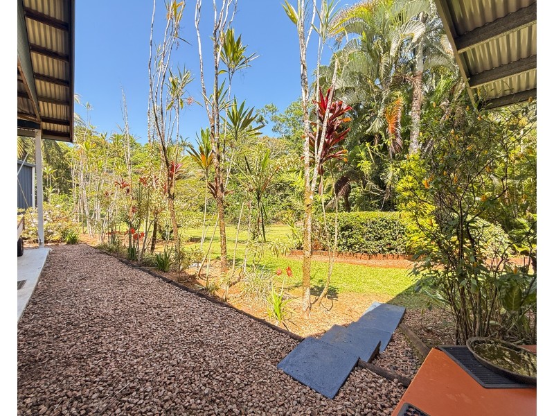 52 Kode Rd, Carmoo QLD 4852