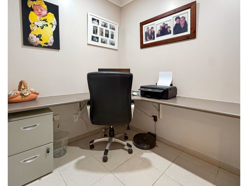 8 MJV Mcnamara Cl, Bulgun QLD 4854