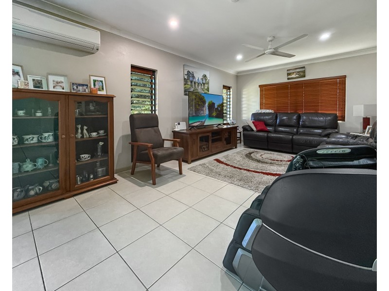 8 MJV Mcnamara Cl, Bulgun QLD 4854
