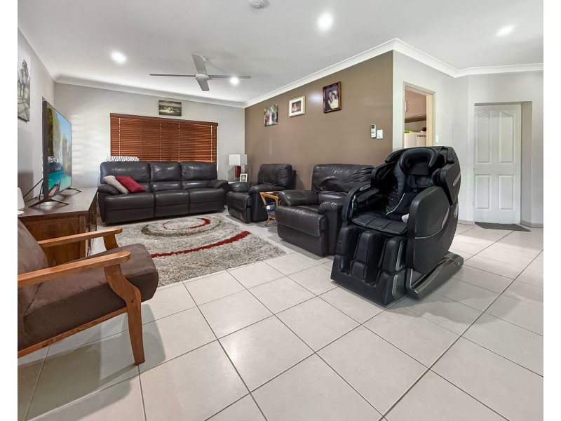 8 MJV Mcnamara Cl, Bulgun QLD 4854