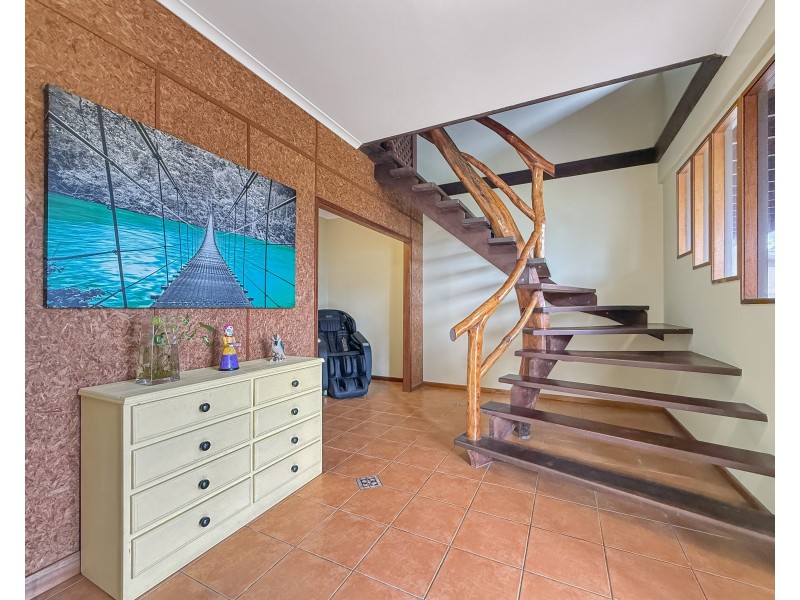 19 Seafarer St, South Mission Beach QLD 4852