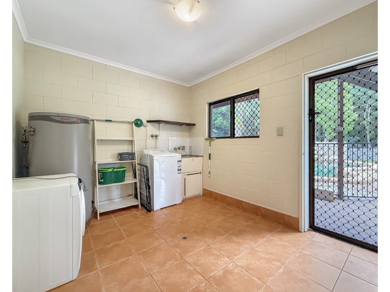 19 Seafarer St, South Mission Beach QLD 4852