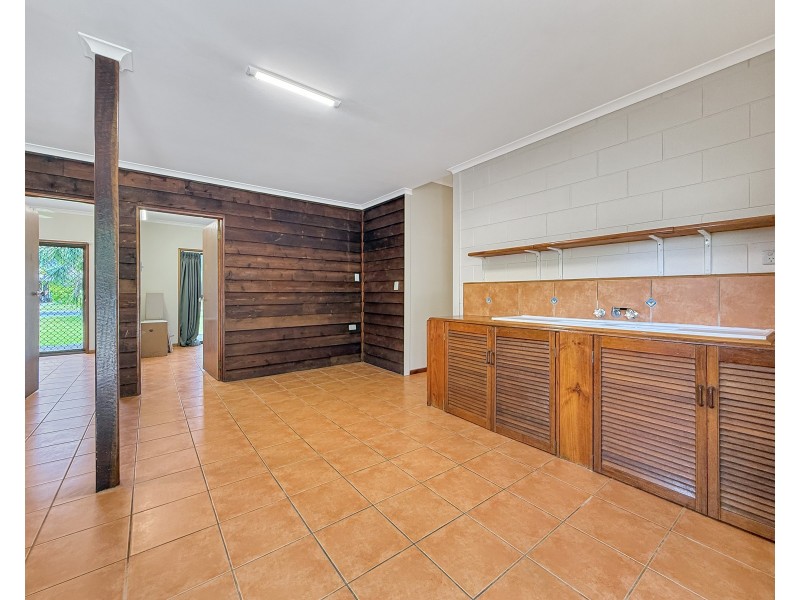 19 Seafarer St, South Mission Beach QLD 4852