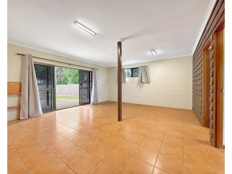 19 Seafarer St, South Mission Beach QLD 4852