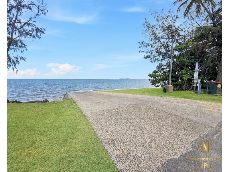 13 Sheridan St, Kurrimine Beach QLD 4871
