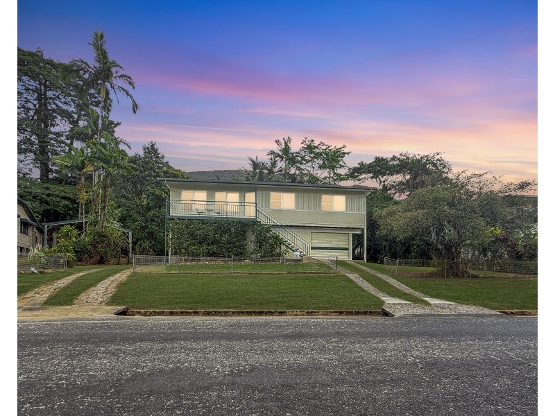 18 Mcquillen St, Tully QLD 4854