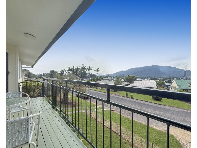 18 Mcquillen St, Tully QLD 4854