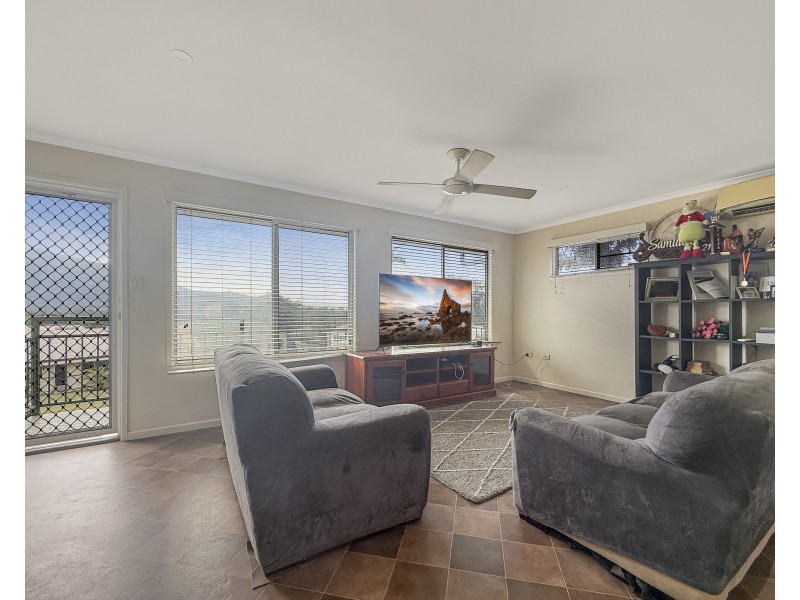 18 Mcquillen St, Tully QLD 4854