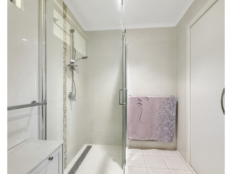 18 Mcquillen St, Tully QLD 4854