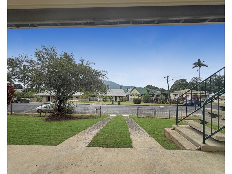 18 Mcquillen St, Tully QLD 4854