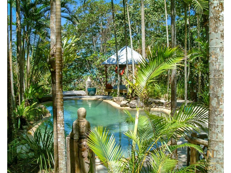 19 Explorers Dr, South Mission Beach QLD 4852