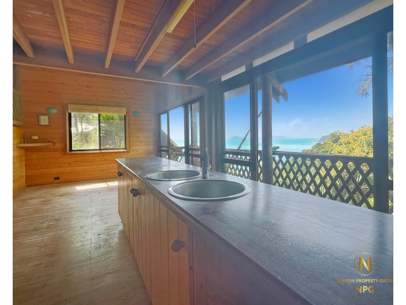 19 Explorers Dr, South Mission Beach QLD 4852