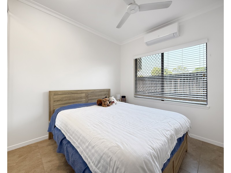 27 Shelly Ct, Mission Beach QLD 4852