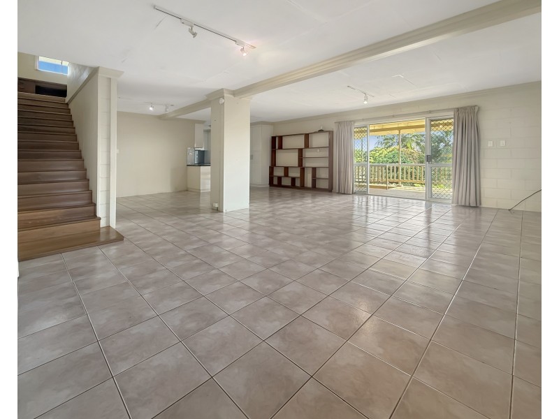 58 Mission Dr, South Mission Beach QLD 4852