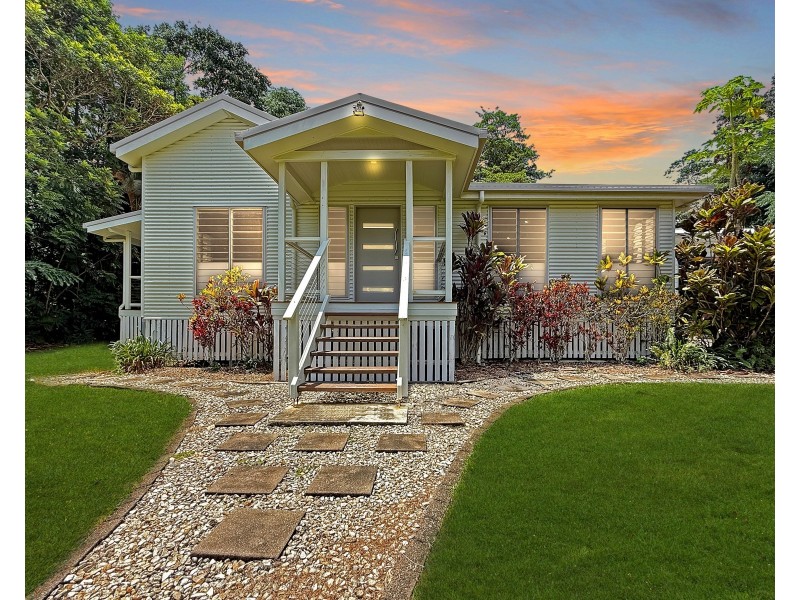 3A Spurwood Cl, Wongaling Beach QLD 4852