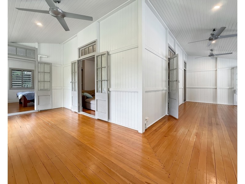 3A Spurwood Cl, Wongaling Beach QLD 4852