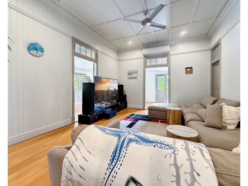 3A Spurwood Cl, Wongaling Beach QLD 4852