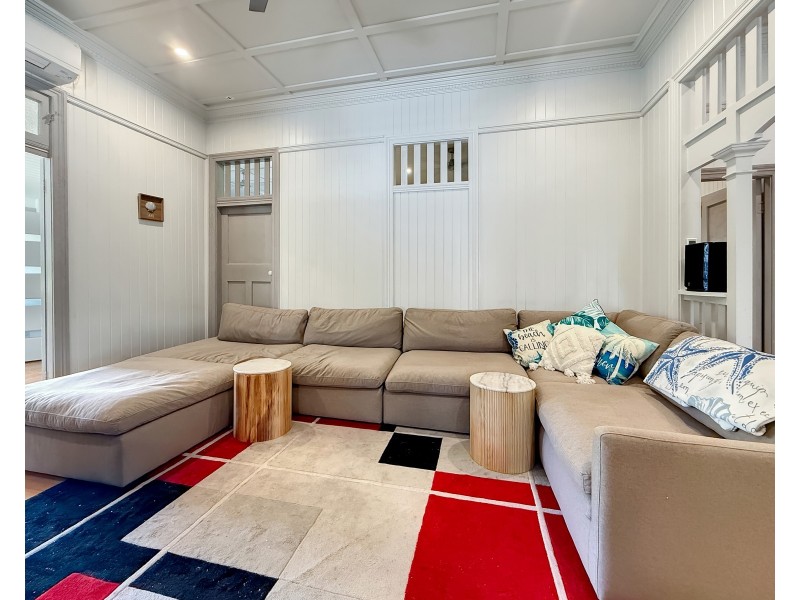 3A Spurwood Cl, Wongaling Beach QLD 4852