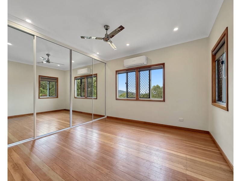 34 Cook St, Tully QLD 4854