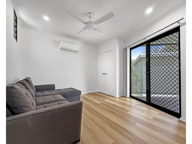 4A Cutten St, Bingil Bay QLD 4852