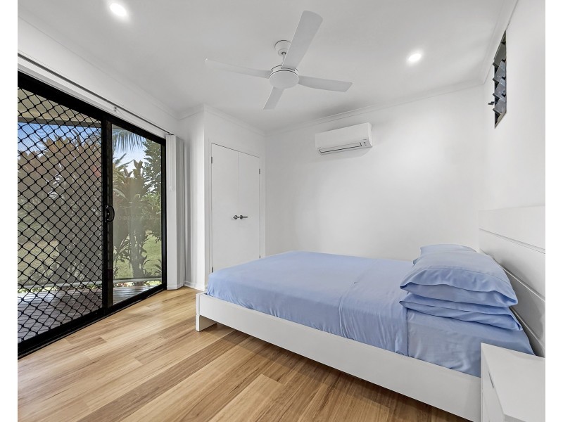 4A Cutten St, Bingil Bay QLD 4852
