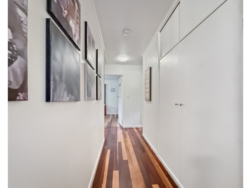 4 Cairns St, Tully QLD 4854